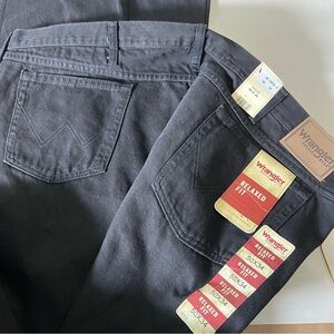 NWT Wrangler Rugged Men’s Black Work Jeans Size 50x34 Relaxed Fit